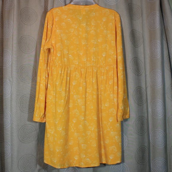 Old Navy NWT Pin-Tucked Yellow Floral Dress - Picture 2 of 7
